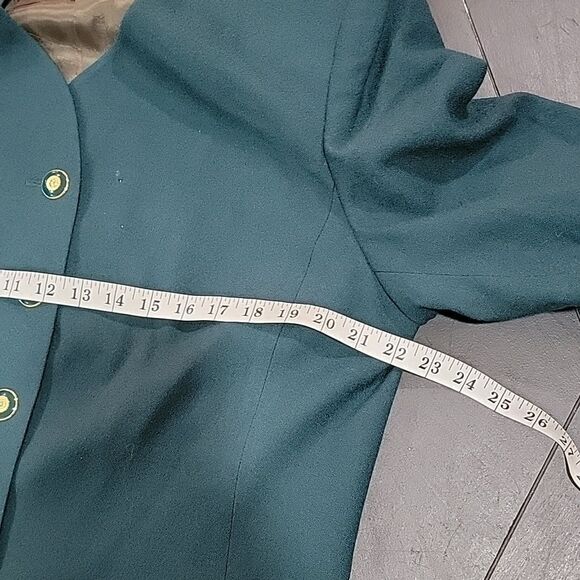 EMILY.. forest green blazer.. - Picture 13 of 15